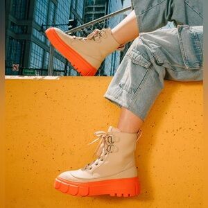 Sorel Caribou X Cold Weather Boots Size 6.5